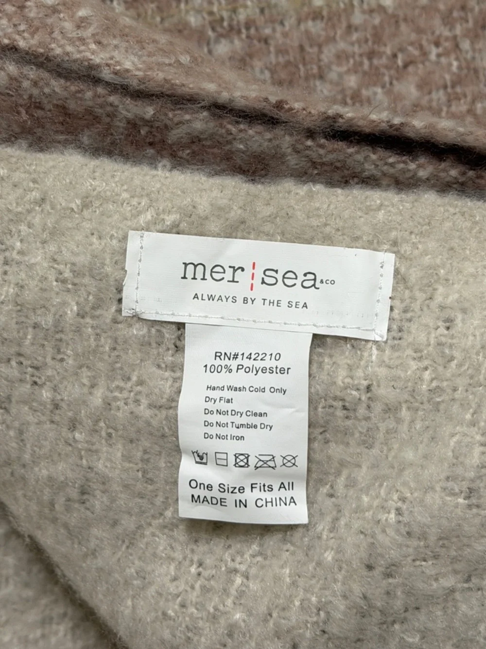 Mer Sea Ombré Blanket Fuzzy Scarf